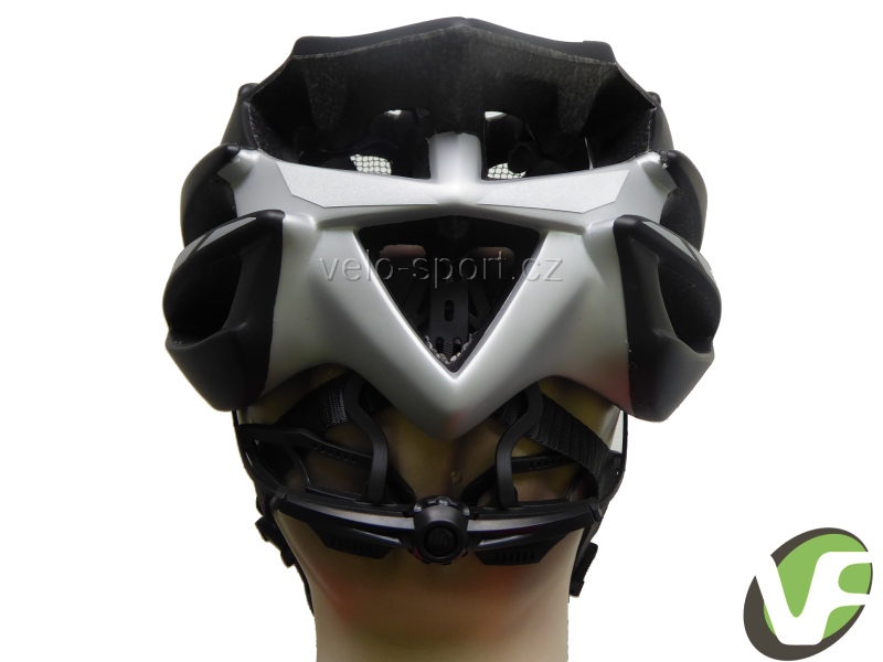 Upínání helma na kolo kellys score 