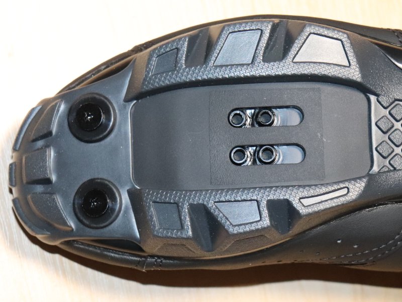 Upnutí zarážek Shimano SPD