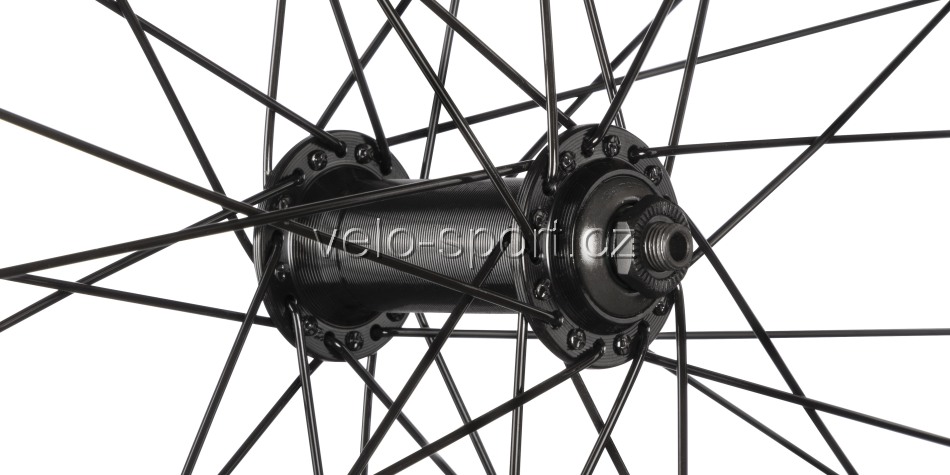 Černý náboj předního kola 