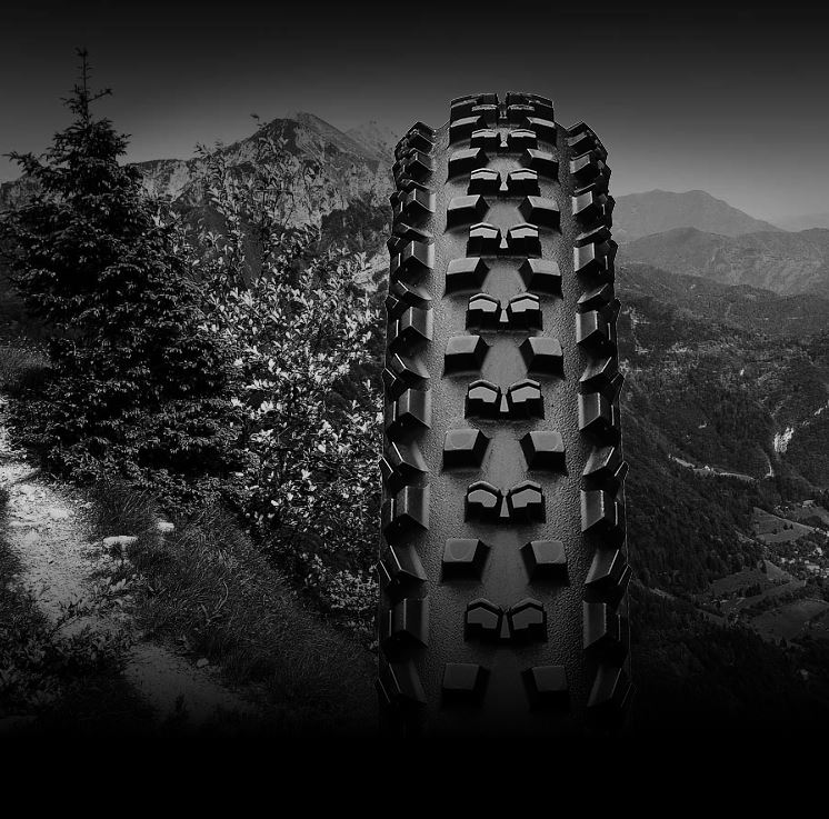 Plášť Continental Mountain King II 29x2,20 (55-622)