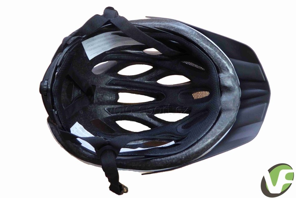 Cyklistická přilba Kellys Dynamic 019 černá-stříbrná