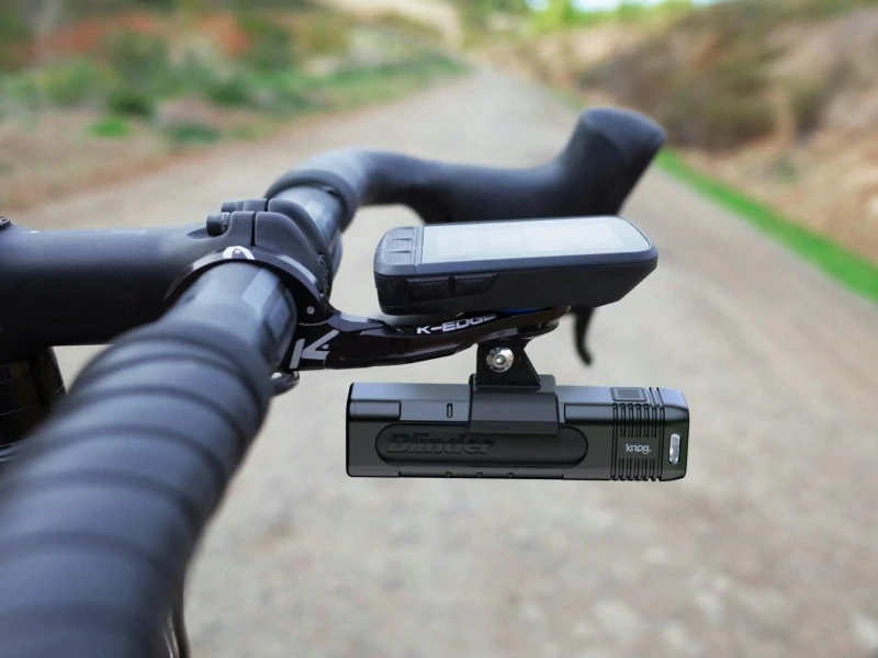 Sada světel Knog Blinder Pro 900/Square