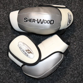 Hokejové lokty Sher-Wood X8 senior